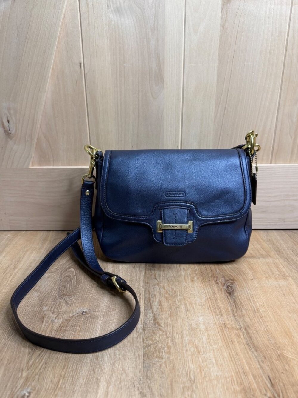 Coach Taylor Flap Leather Convertible Crossbody Bag Blue F25206 Hangtag